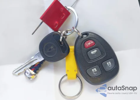 2005 Pontiac Grand Prix z USA, uszkodzony, nr VIN 2G2WP522X51147461